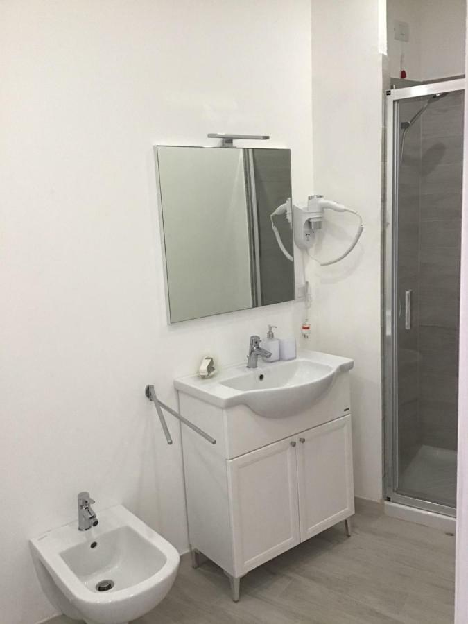 Appartamento Rubino - Lovely Little Flat 3 Minutes From Golf Club 5 Minutes From Lake Soiano Del Lago Exterior foto